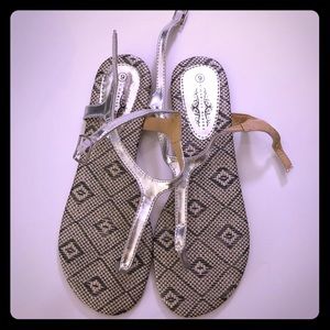Chrome silver leather strap sandals w/chevron sole